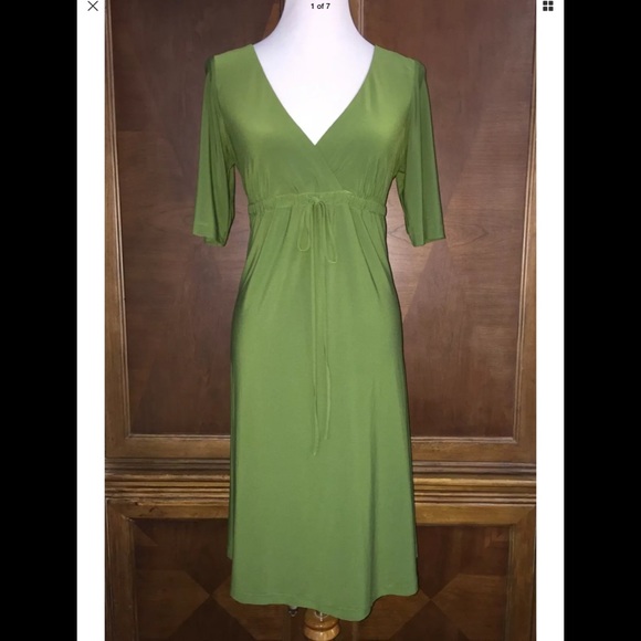 Jones New York Dresses & Skirts - Jones New York. Sz 12. EUC Drawstring empire waist